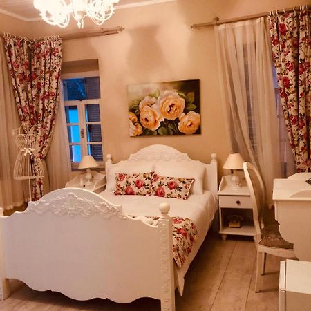The White Hotel Alaçatı Extérieur photo