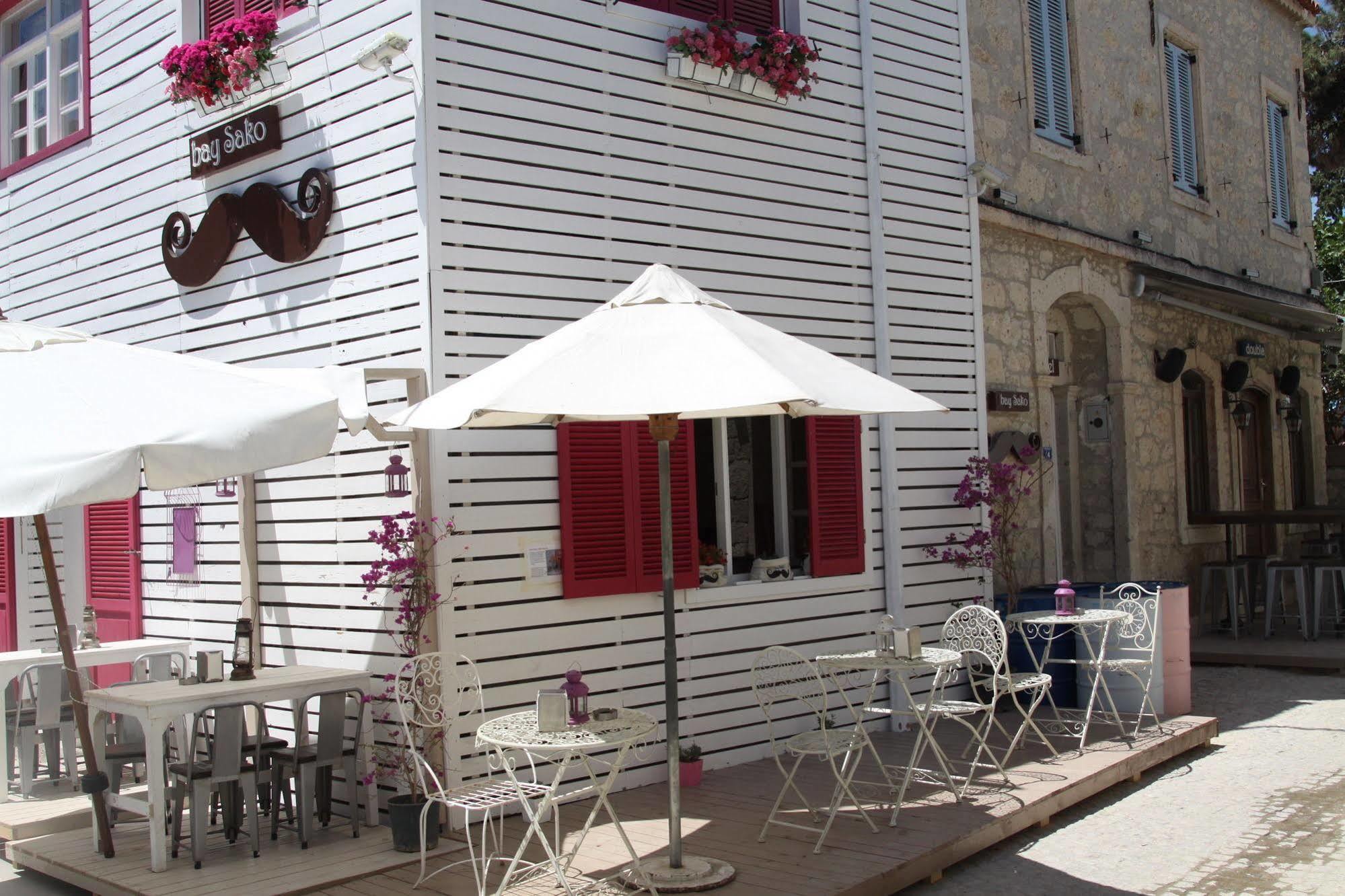 The White Hotel Alaçatı Extérieur photo