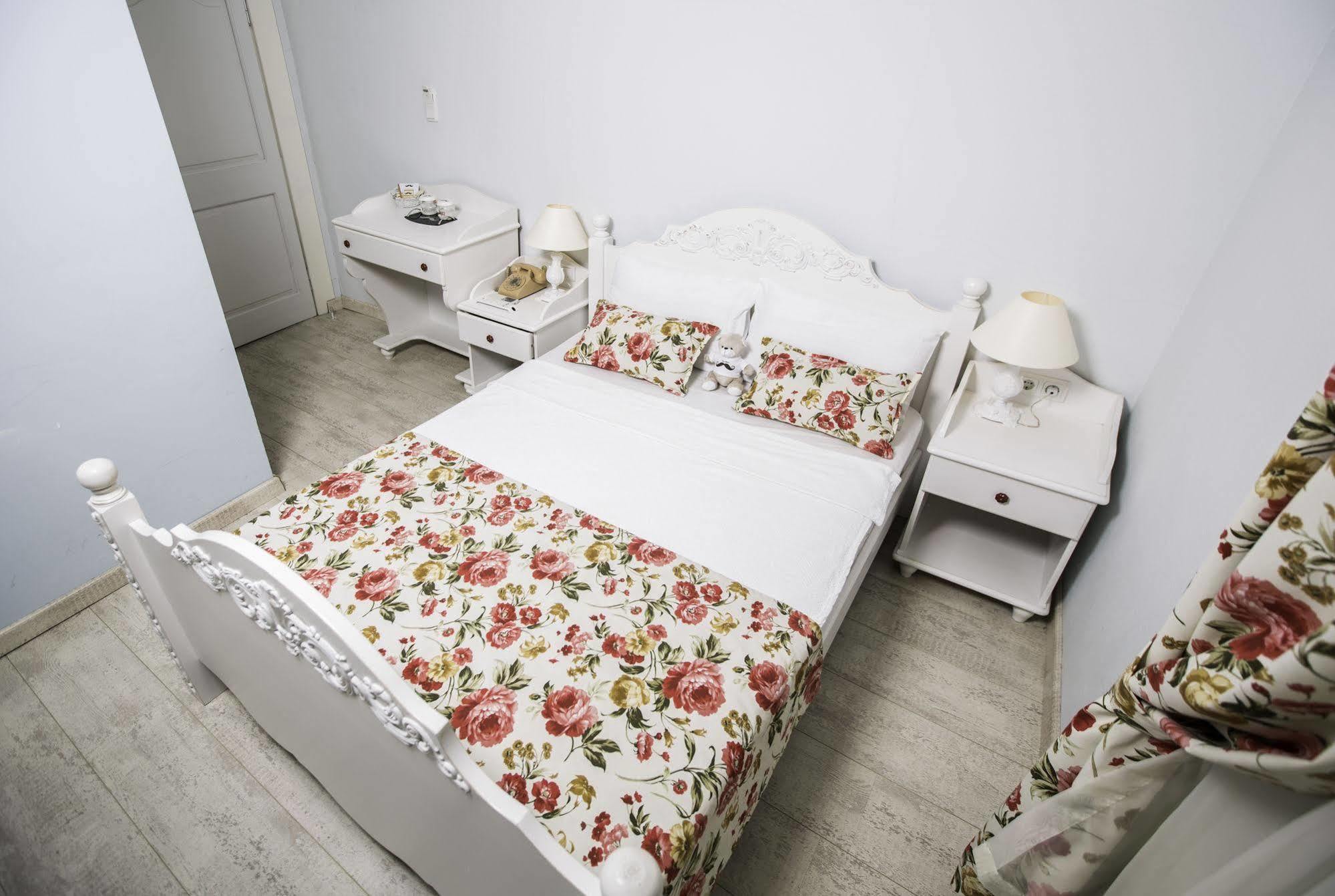 The White Hotel Alaçatı Extérieur photo