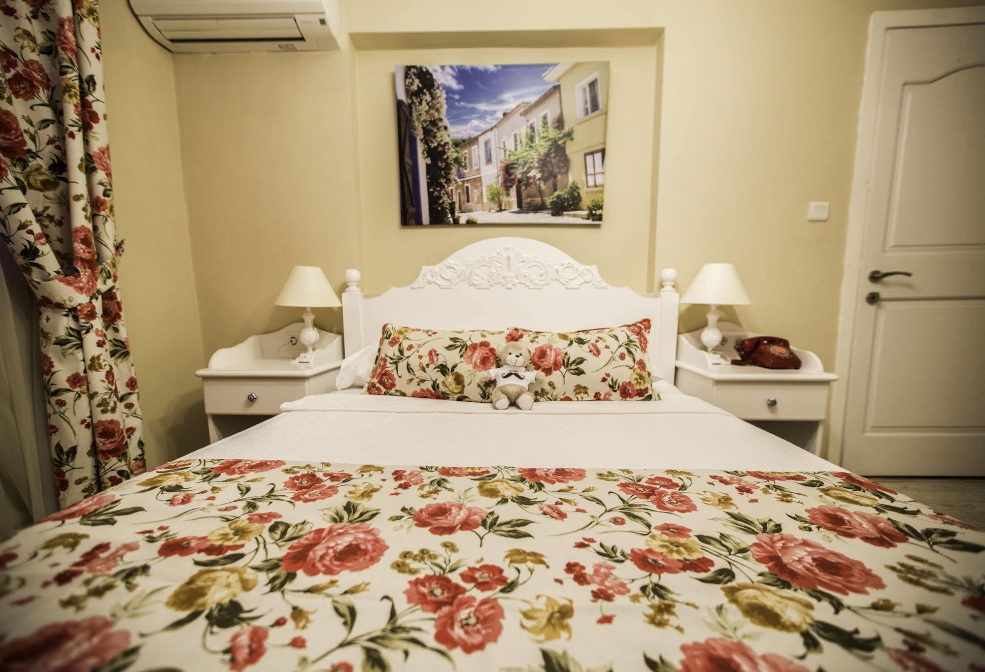 The White Hotel Alaçatı Extérieur photo
