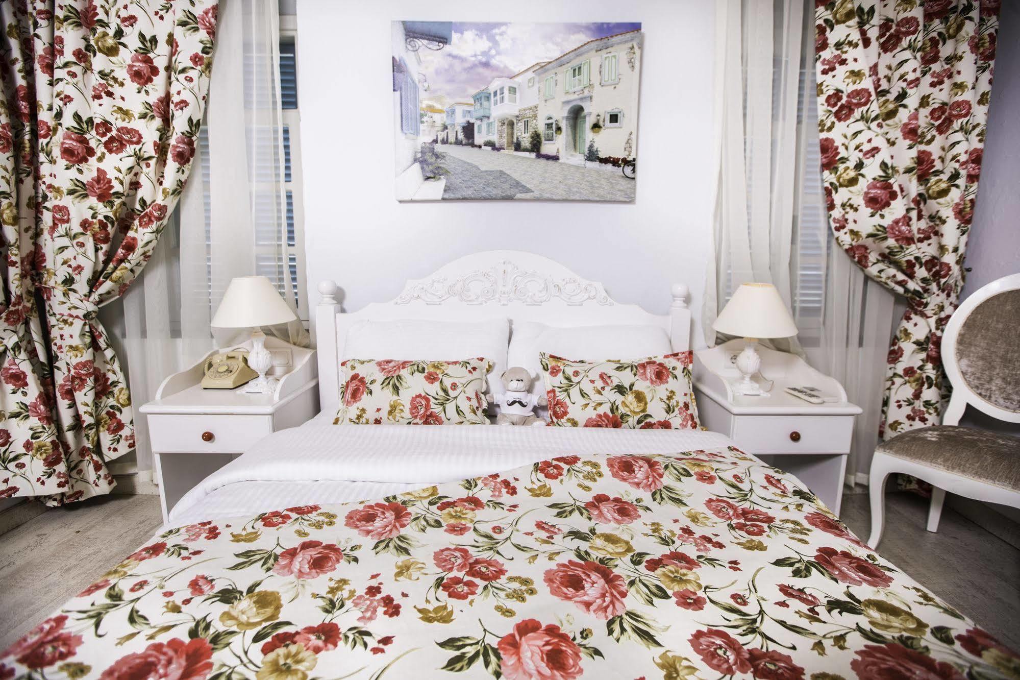 The White Hotel Alaçatı Extérieur photo